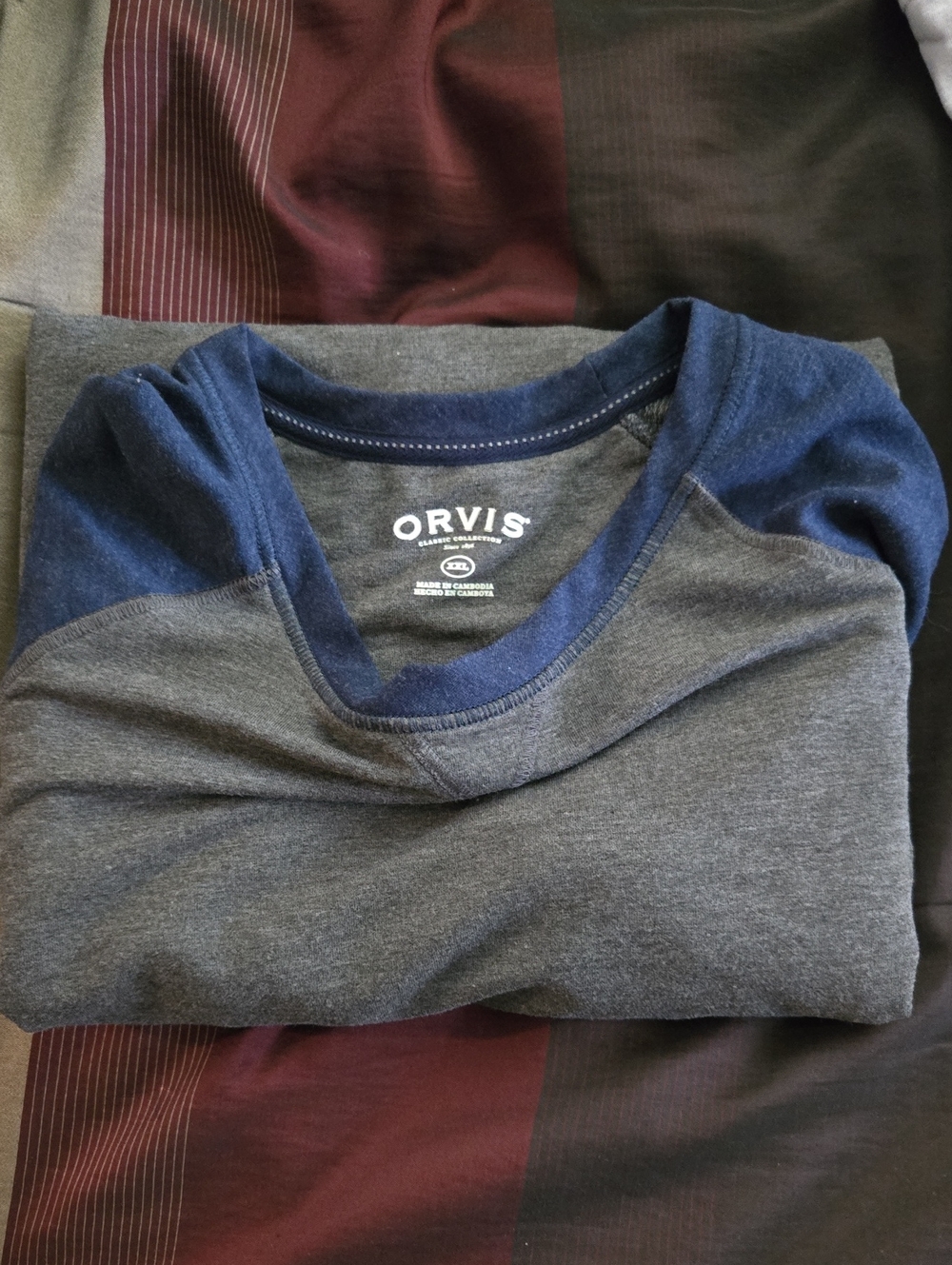 Orvis Men's Gray Crewneck Long Sleeve Shirt with Navy Trim